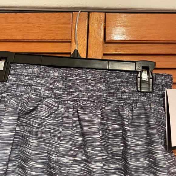 Nike Women’s One Dri-Fit Mid-Rise 3” Navy Blue Brief Lined Shorts Sz S NWT - Picture 2 of 7